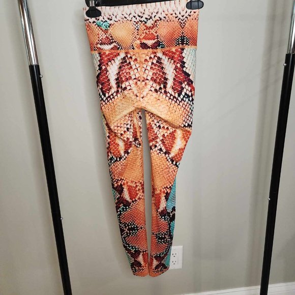 Niyama Sol - S - Python Leggings - Picture 6 of 11